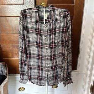 Eddie Bauer Rayon  Button Down‎ Shirt- worn once- perfect condition